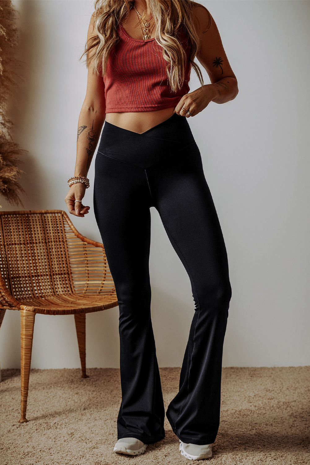 V Waist Flared Leggings